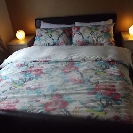 Broad Oaks B&B 솔리헐 외부 사진