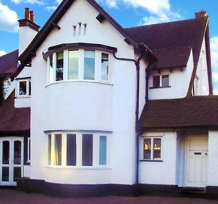 Broad Oaks B&B 솔리헐 외부 사진