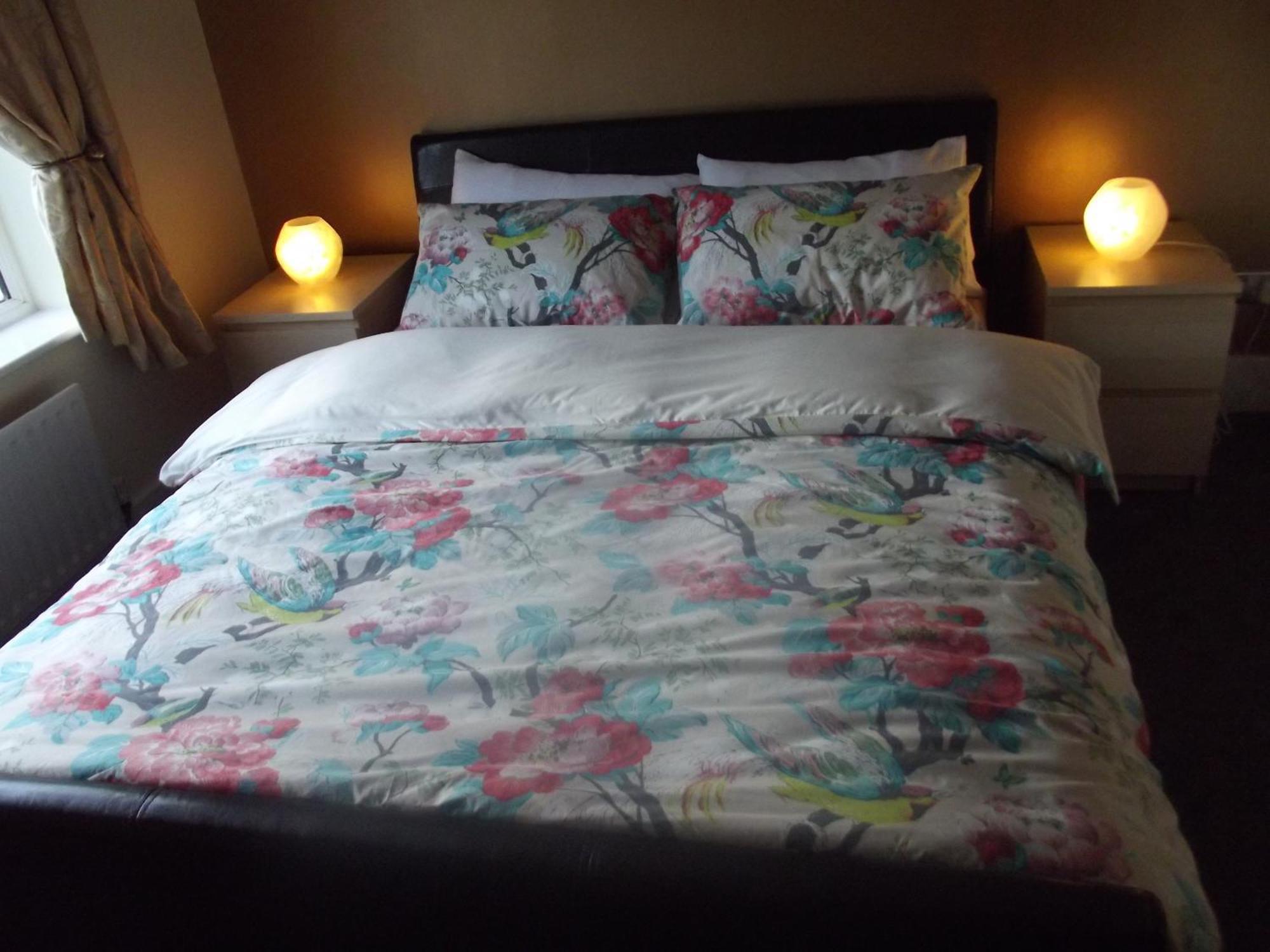Broad Oaks B&B 솔리헐 외부 사진